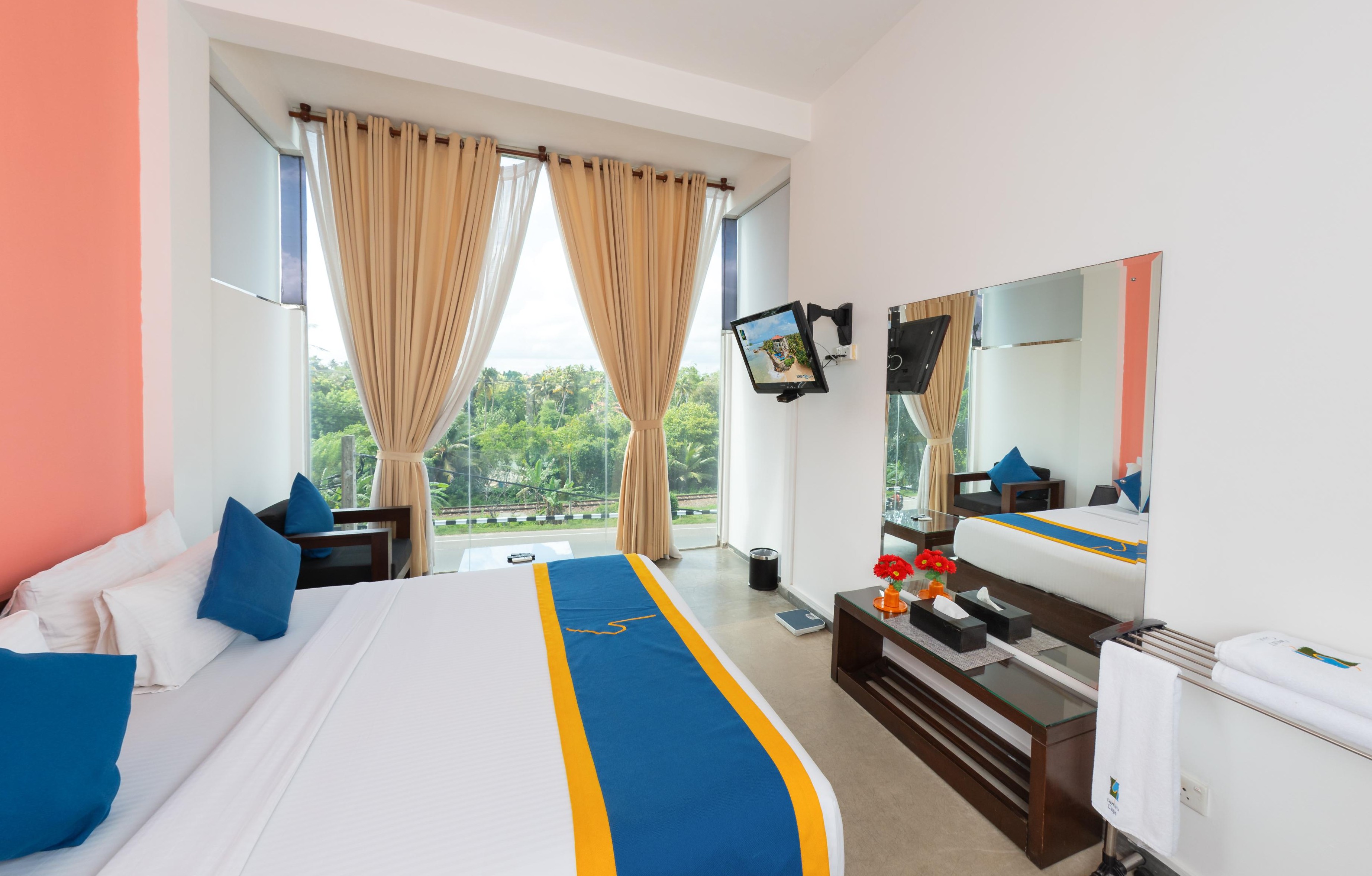 Lagoon Superior room